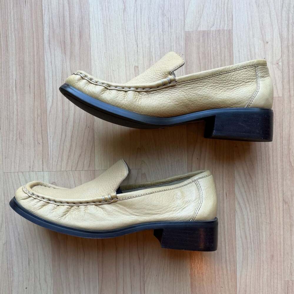Vintage GH Bass Robyn Square Toe Loafers Tan Leather Chunky 90s Y2K Unworn 7.5M